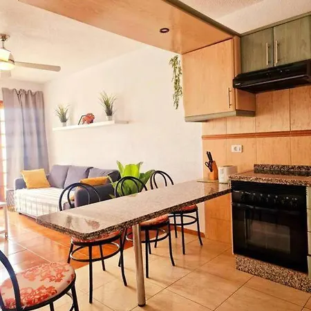Comfortable Centrally Located Apartment Playa Fanabe Exterior photo