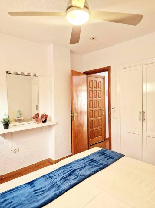 Comfortable Centrally Located Playa Feñabe
